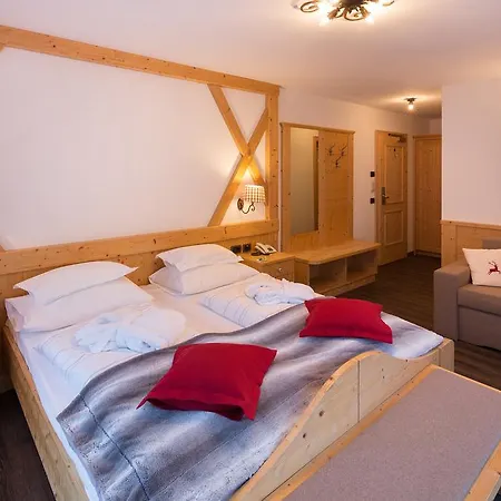 Somont Hotell 4*