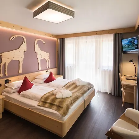 Somont Hotel
