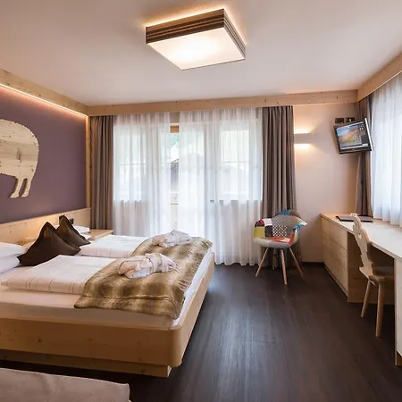 Hotel Somont 4*